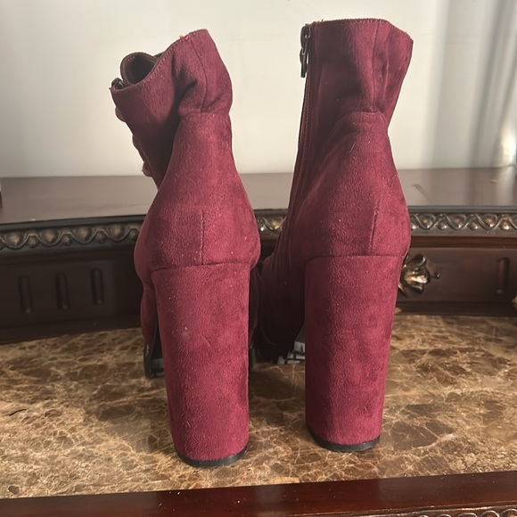 Liliana barely worn Wine colored block heel combat boots - Picture 3 of 5